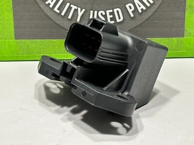 Módulo de control de relé de bomba de combustible Ford Fusion 2013,2014,2015,2016 OEM Foto 1 de 4