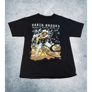 Garth Brooks Concert T-Shirt Unisex Medium World Tour 2014-16 Country M Graphic - Picture 1 of 8