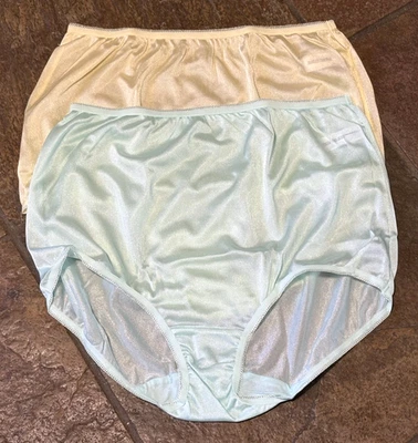 Paquete de 2 bragas calzoncillos completos de nailon satinado medianas PASTELES de colección Foto 1 de 4