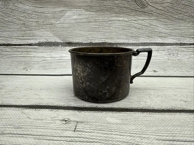 Taza bebé bebé bebé grabada placa plateada vintage placa Tudor comunidad Oneida Foto 1 de 4