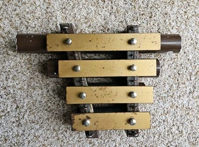 Carillones para vagón comedor de ferrocarril J. C. Deagan Foto 1 de 4