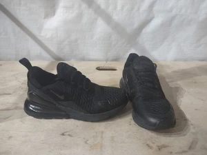 Nike Air Max 270 Women’s Size 6.5 Athletic Triple Black Running Shoes AH8050-005 - Picture 1 of 11