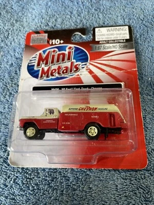 CMW Mini Metals #30420 1960 Ford F-500 Custom Cab Tank Truck Chevron Supreme Gas - Image 1 of 4