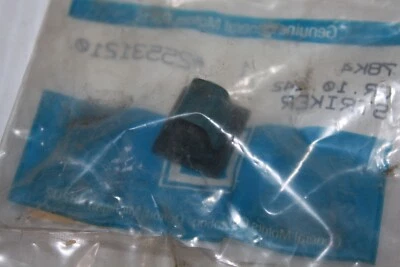 GM 25531210 GOMA DELANTERO 1993-1996 OLDSMOBILE 88 BASE ROYALE Y LSS Foto 1 de 2