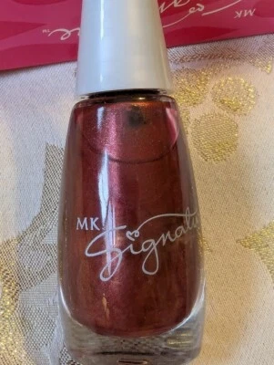 玫琳凯签名指甲珐琅巧克力香料 0.33 盎司/9 毫升 #858000 全新带盒 华丽! — 第 1/4 张图片