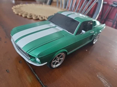 Mustang Fastback 1967 Nikko The Fast & The Furious RC escala 1:16  Foto 1 de 4