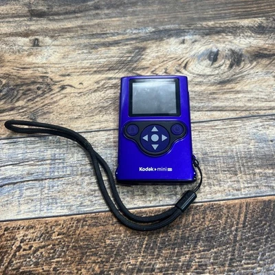Kodak Mini HD 720p Video Camera Works 1.8" LCD Model Zm2 1.8" LCD Purple - Image 1 of 4