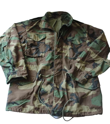 Vtg M65 Army Field Jacket Coat Military Combat Lined Camo Cold Weather Zip Hood - Image 1 of 4