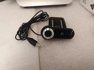 Logitech QuickCam Pro 9000 Webcam V-UBM46 USB Camera w/ Mic Carl Zeiss 2MP Auto - Picture 1 of 4