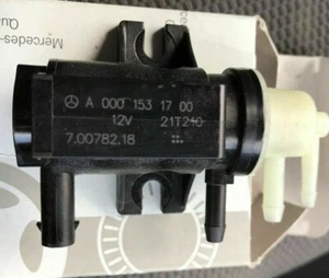 MERCEDES OM651 NEW GENUINE ENGINE TURBOCHARGER PRESSURE TRANSDUCER a0001531700 - Picture 1 of 1