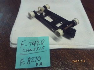 Used Vintage Revell 1/32 Scale Slot Car Black Plastic Short Motor Chassis F-7420 - Picture 1 of 2