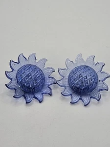 Vintage Retro Blue Molded Lucite Plastic Sunflower Flower Clip On Earrings - Picture 1 of 10