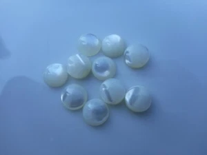8mm Mother of Pearl,cabochons,white. - Picture 1 of 6