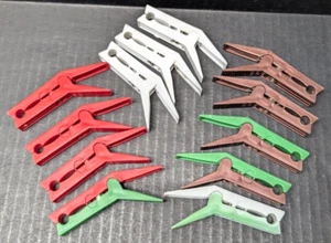 Vintage Clothespins Italian Ergonomic Design Heavy Duty Plastic Set of 12 - Picture 1 of 3