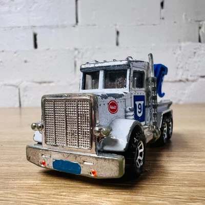 Peterbilt Wreck Tow Truck White Blue Booms MB61 1985 Police M9 - Image 1 of 4