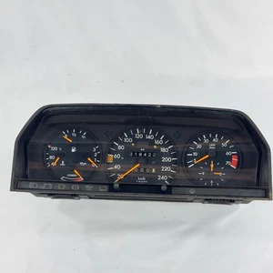 Mercedes W201 2.6E Tacho Kombiinstrument 240km/h 6Zyl ECO ASD Uhr A2015420566 - Bild 1 von 10