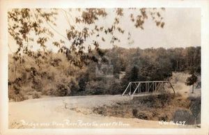 Ponte sul fiume sassoso percorso 50 nr Mt. Cartolina fotografica Storm WV RPPC COPIA - Foto 1 di 2