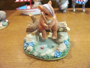Fitz and Floyd Figurine Charming Tails Gone Fishing Cnauncey Chipmunk Decor - Picture 1 of 3