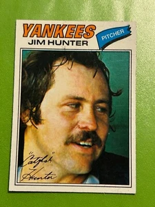 1977 Topps - #280 Catfish Hunter casi nuevo @Qg45 - Imagen 1 de 2