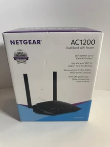 Netgear Ac1200 Dual Ban Smart Router Speeds With Speeds Up To 900 Mbps - Picture 1 of 5