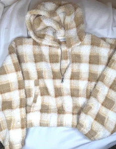 Really fuzzy 1/4 zip sweater SZ XL  - Picture 1 of 9