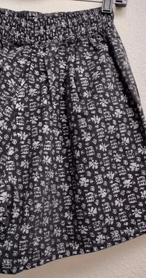 Pantalones Cortos De Colección Años 80 Surfer New Wave Negros Talla Pequeña 26 PATINADOR HIP HOP YEMA ESTIRAMIENTOS Foto 1 de 4