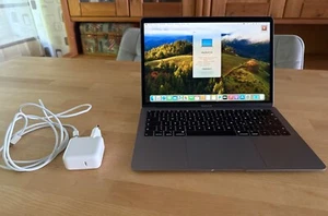 Apple MacBook Air 13 pulgadas 128 GB SSD Intel Core i5 8. Gen 3,60 GHz 8 GB de RAM - Imagen 1 de 21