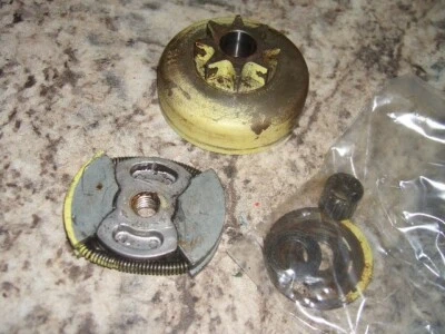 Pioneer P21  clutch sprocket chainsaw part bin 232 - Image 1 of 2