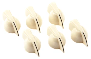 ORIGINAL FENDER CREAM CHICKENHEAD KNOBS FOR AMPLIFIER - BASS - GUITAR 0058164049 - Picture 1 of 1