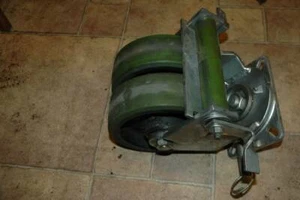 ALBION HEAVY DUTY DOUBLE SWIVEL CASTER WITH BRAKE Capacity 4000Lb - Picture 1 of 7