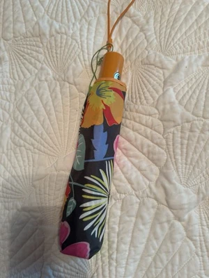 Vera Bradley  “JAZZY BLOOMS”  Auto Open/Close Full Size Umbrella. RETIRED & HTF. - Image 1 of 2