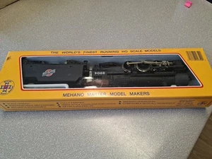 Mehano HO Scale 9350 Great Northern Locomotive and Tender #3380 In Box - Picture 1 of 3