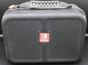 Original Nintendo Switch Aufbewahrungsbox / Tasche / Schutzkoffer im Hardcase - Bild 1 von 3