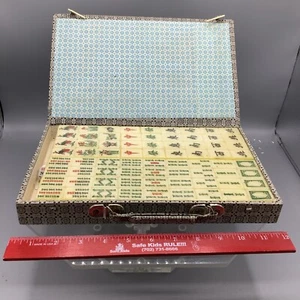 Vintage Mah Jong Mini Reiseset 2 Ton Schwalbenschwanz, 144 Spielsteine versiegelt mit Würfeln 45 - Bild 1 von 6