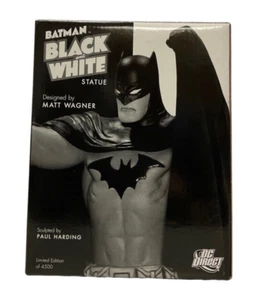 DC Direct Batman Statue Black and White Matt Wagner Harding 1st Ed 788/4500 NEW - Picture 1 of 7