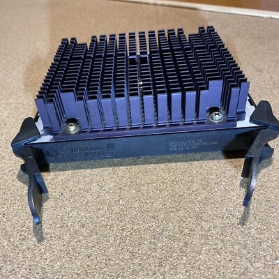 SL3FR Intel Pentium III Xeon 550MHz 100MHz FSB 512KB - Immagine 1 di 4