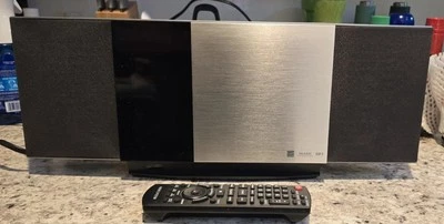 Panasonic SC-HC3 AM/FM Radio CD Aux iPod Compact Audio System w/ Remote & Cord - Image 1 of 4