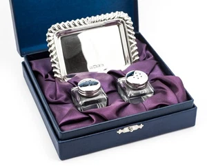 Vintage Carr's Of Sheffield Sterlingsilber kleines Gewürzset mit Tablett verpackt - Bild 1 von 5
