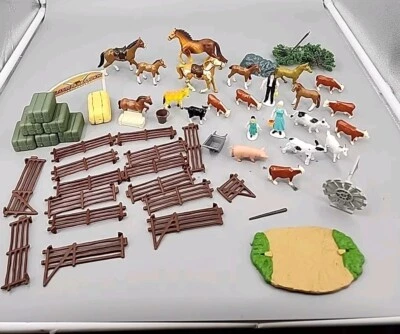 1994 ERTL Farm Country Longhorn Ranch Playset Peices - No building - Image 1 of 4