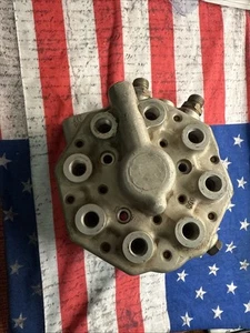 1981-91 MERCEDES BOSCH W126 560SL 560SEL 420SEL FUEL DISTRIBUTOR 0438101018 OEM - Bild 1 von 4