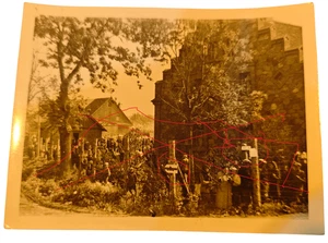 Foto campo Lituania Obeliai gueto judíos prisioneros alambre de púas 2GM Segunda Guerra Mundial - Imagen 1 de 10