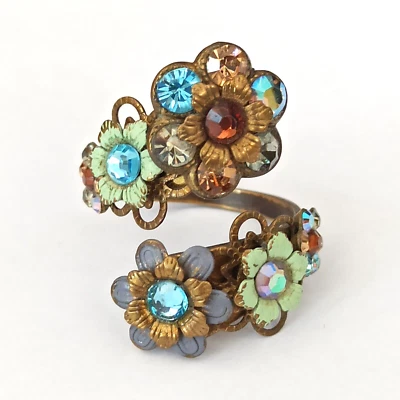 Anillo Michal Negrin Colorido Pasteles Tapa Abierta Floral con Cristales de Swarovski Regalo Foto 1 de 4
