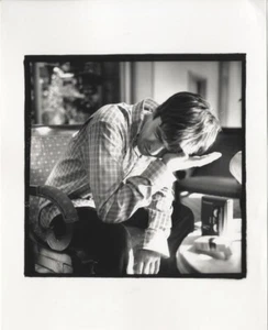 Oasis Noel Gallagher 1990's Stamped Original 8x10 Photo - Picture 1 of 2
