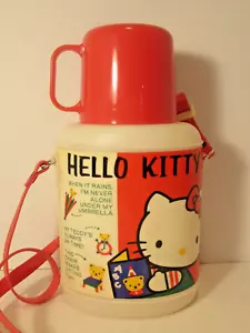 Vintage 1988 Sanrio Hello Kitty Kunststoff Thermoskanne Typ Wasserflasche mit Riemen - Bild 1 von 14