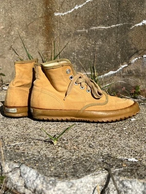 Tenis de senderismo LL Bean vintage años 60, W 7,5, lona alta con suela de goma Foto 1 de 4