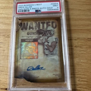 Bowman's Best University 2023 - Pistoleros y bandidos troquelados autógrafo PSA 9 - Imagen 1 de 2