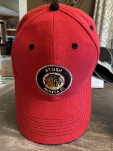 Stan "Stosh" Mikita Chicago Blackhawks SGA verstellbare rote Mütze sauber - ausgestellt - Bild 1 von 8