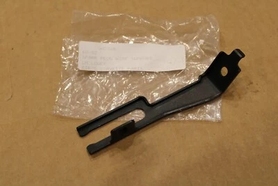 Soporte de cable de bujía inferior izquierda Corvette 1968-1982 Foto 1 de 4