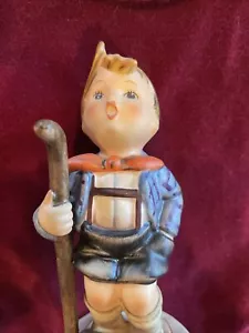 Vintage Goebel Hummel Figurine LITTLE HIKER #16/1 TMK6 Exc. Condition 1979-90 - Picture 1 of 6