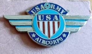 US Army Air Corp, USAF, insignia de metal 1 1/2 pulgada x 1/2 pulgada cromada. Militar - Imagen 1 de 2